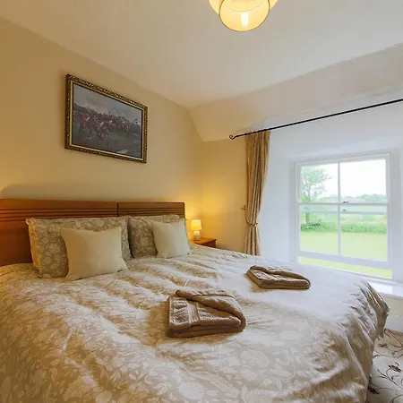 Bed & Breakfast Resparveth Farm 3*