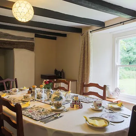 Bed & Breakfast Resparveth Farm Truro