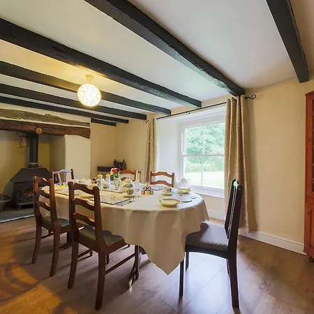 Bed & Breakfast Resparveth Farm 3*