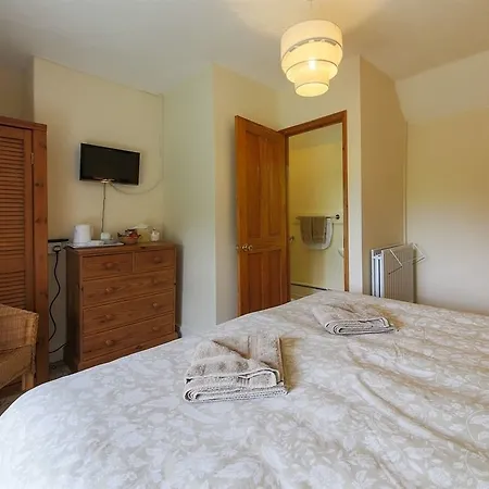 Bed & Breakfast Resparveth Farm 3*